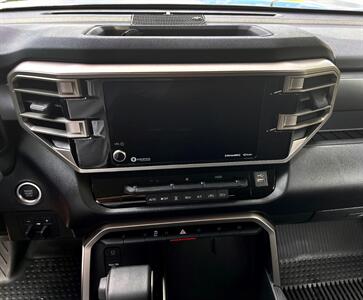 2022 Toyota Tundra SR5   - Photo 13 - Springfield, MO 65802