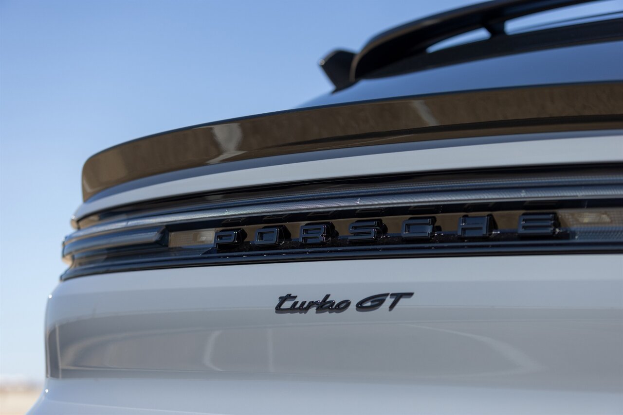 2024 Porsche Cayenne Turbo GT   - Photo 44 - Springfield, MO 65802