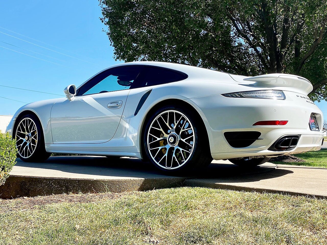2016 Porsche 911 Turbo S   - Photo 15 - Springfield, MO 65802