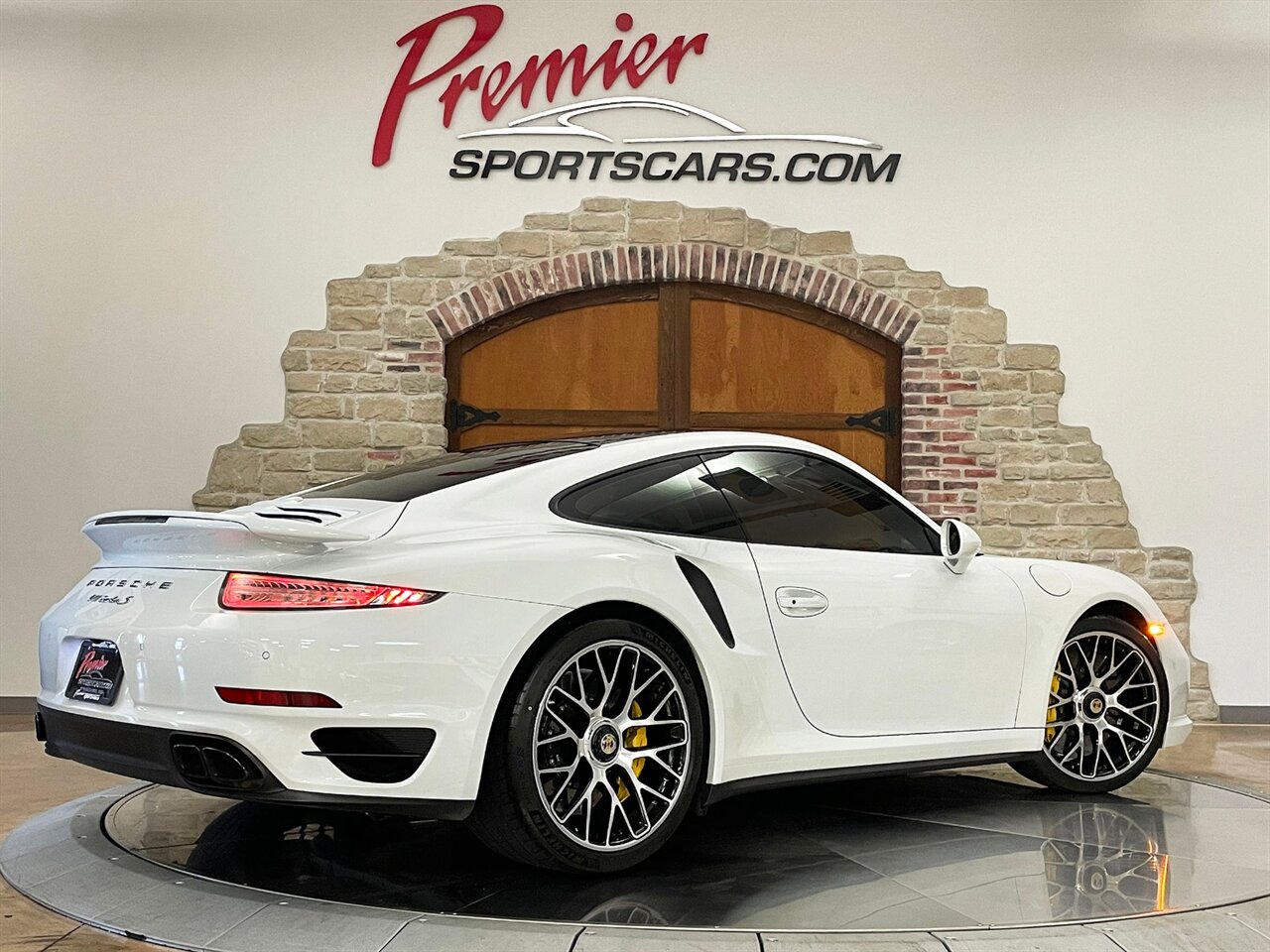2015 Porsche 911 Turbo   - Photo 9 - Springfield, MO 65802