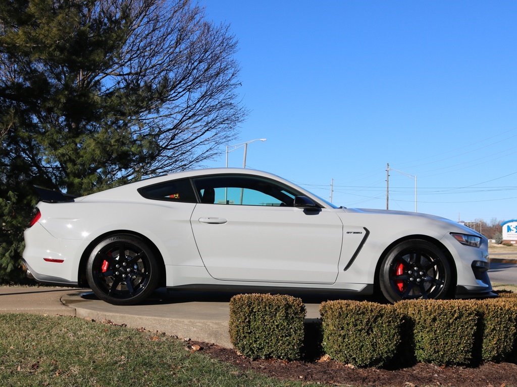 2016 Ford Mustang Shelby GT350R   - Photo 22 - Springfield, MO 65802
