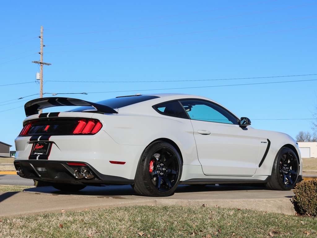 2016 Ford Mustang Shelby GT350R   - Photo 23 - Springfield, MO 65802
