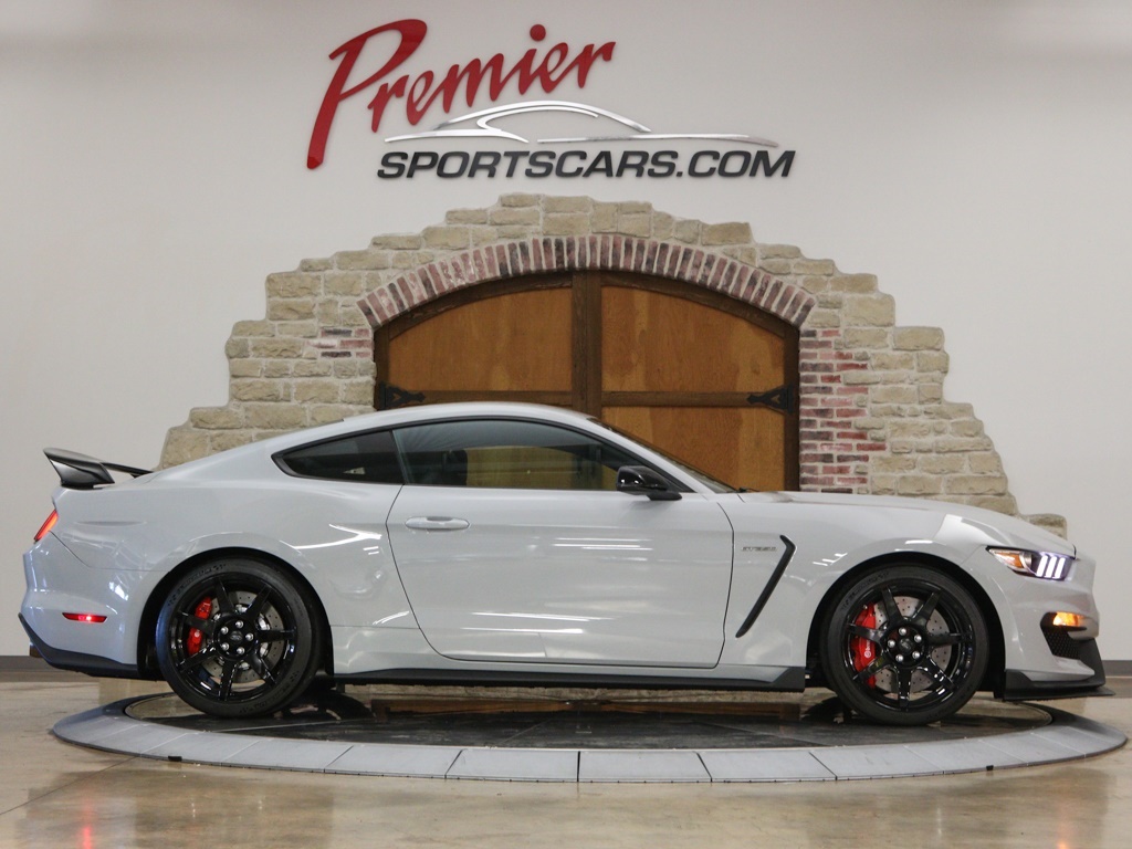 2016 Ford Mustang Shelby GT350R   - Photo 3 - Springfield, MO 65802