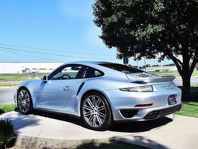 2014 Porsche 911 Turbo S   - Photo 15 - Springfield, MO 65802