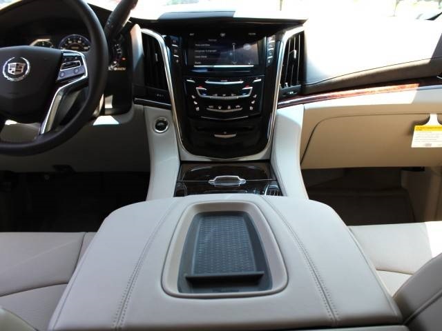 2015 Cadillac Escalade ESV Luxury   - Photo 14 - Springfield, MO 65802