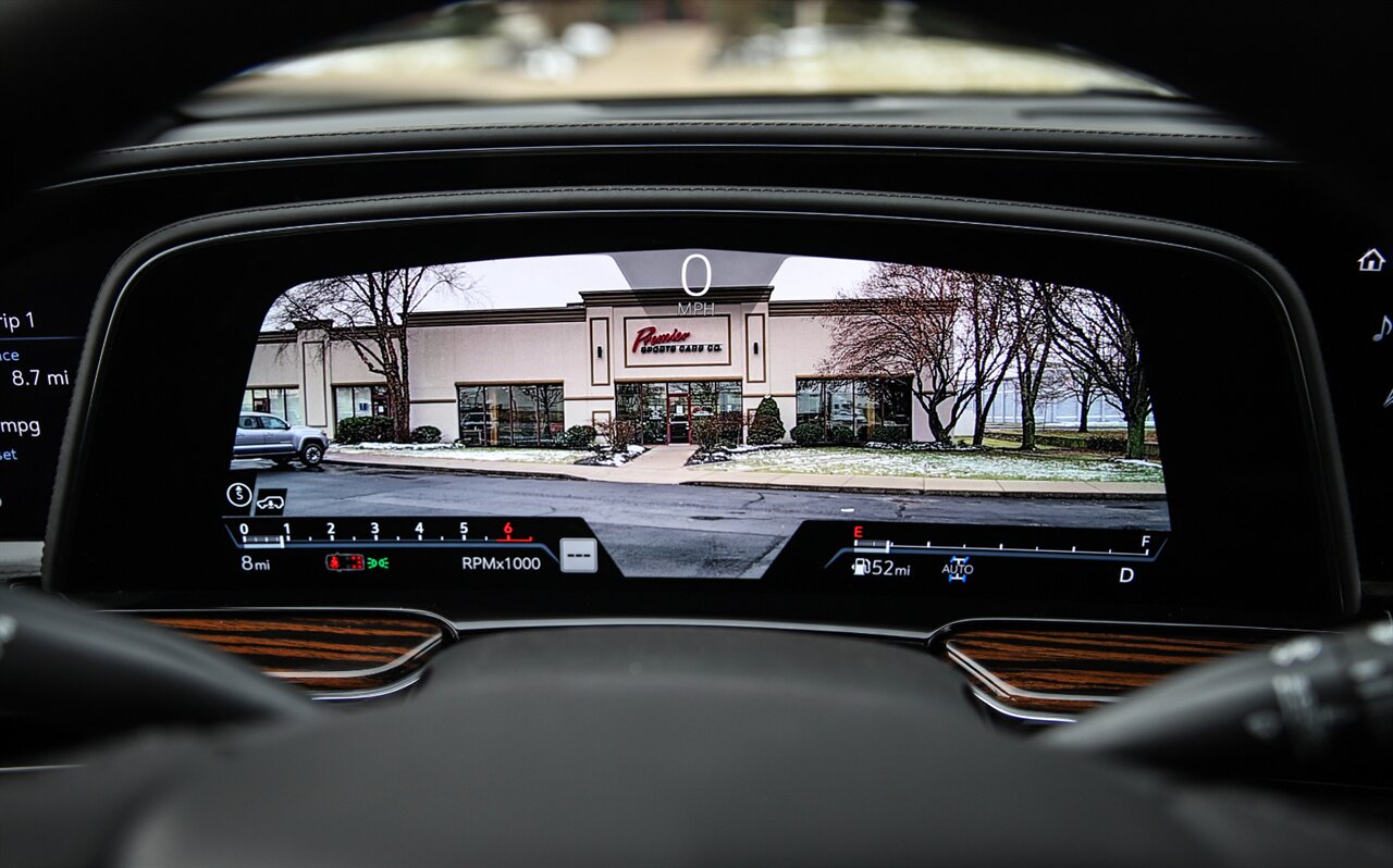 2021 Cadillac Escalade Premium Luxury   - Photo 13 - Springfield, MO 65802