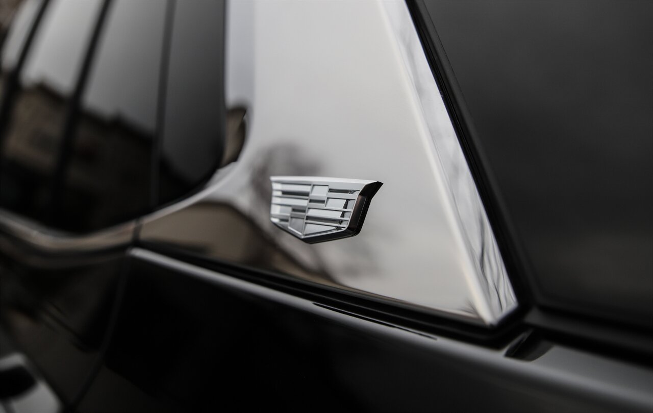 2021 Cadillac Escalade Premium Luxury   - Photo 27 - Springfield, MO 65802