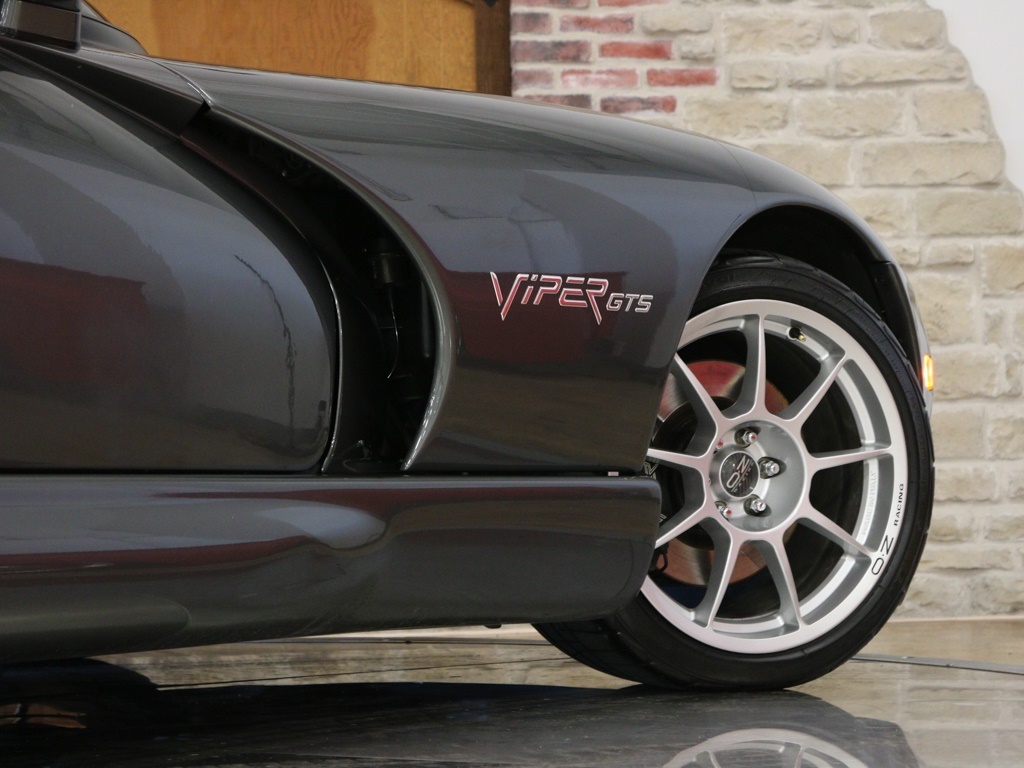 2002 Dodge Viper GTS   - Photo 45 - Springfield, MO 65802