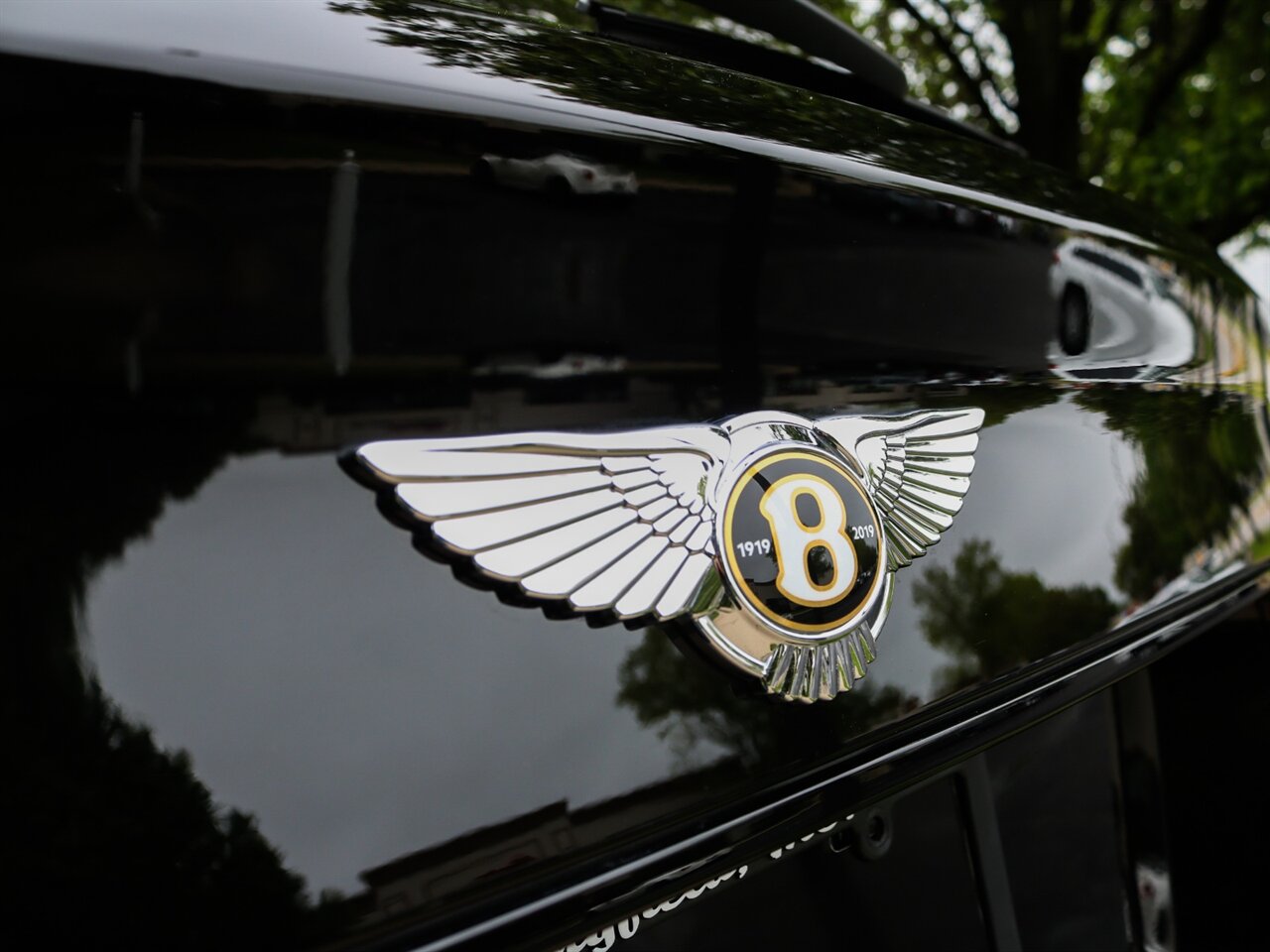 2020 Bentley Bentayga V8  Design Series - Photo 30 - Springfield, MO 65802