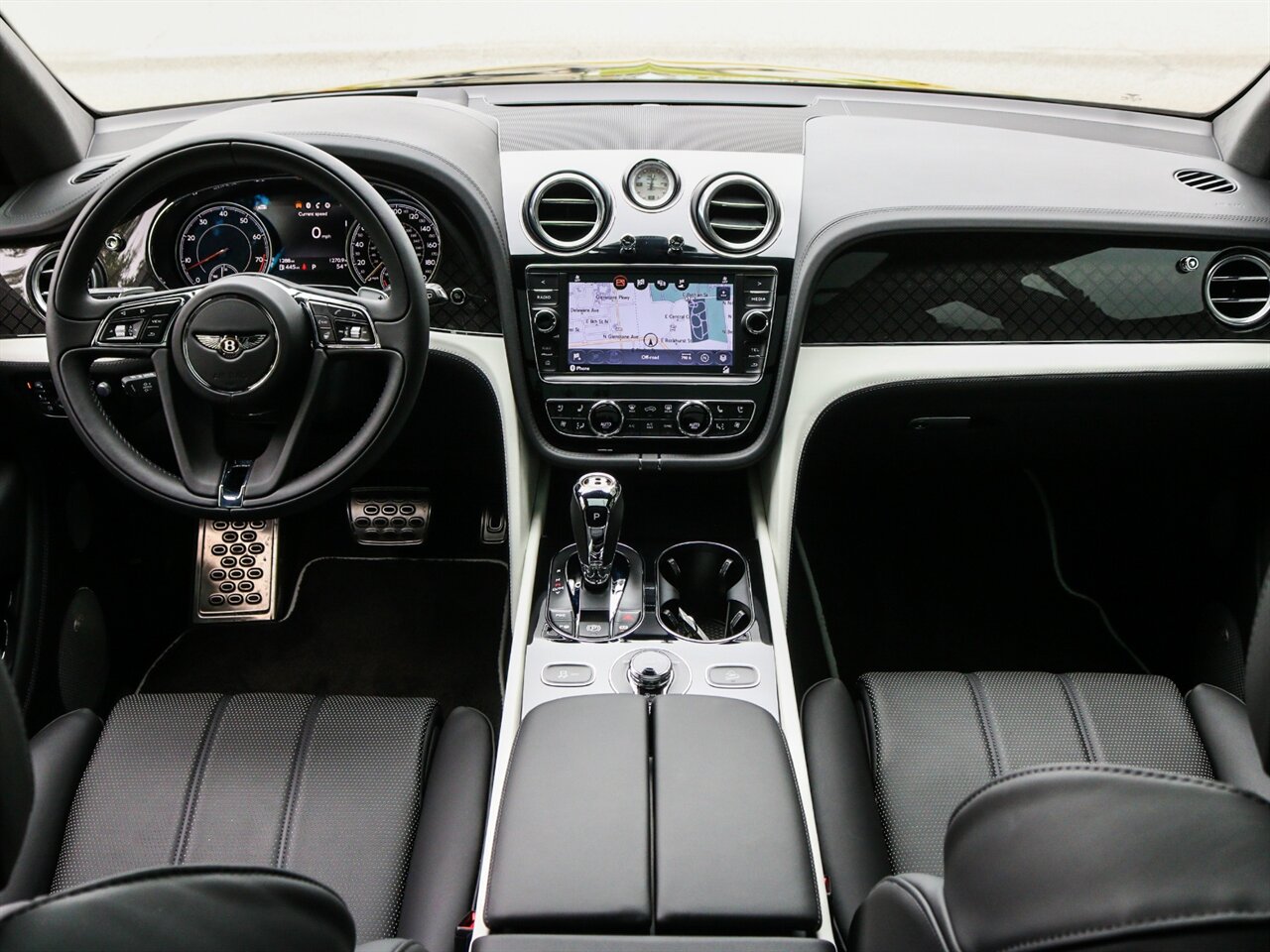 2020 Bentley Bentayga V8  Design Series - Photo 45 - Springfield, MO 65802