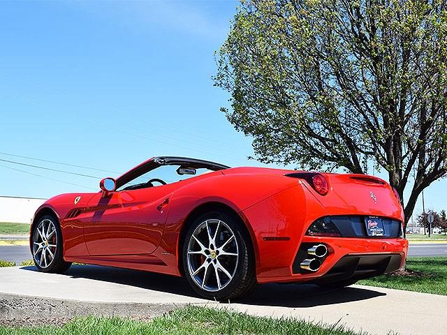 2012 Ferrari California   - Photo 24 - Springfield, MO 65802