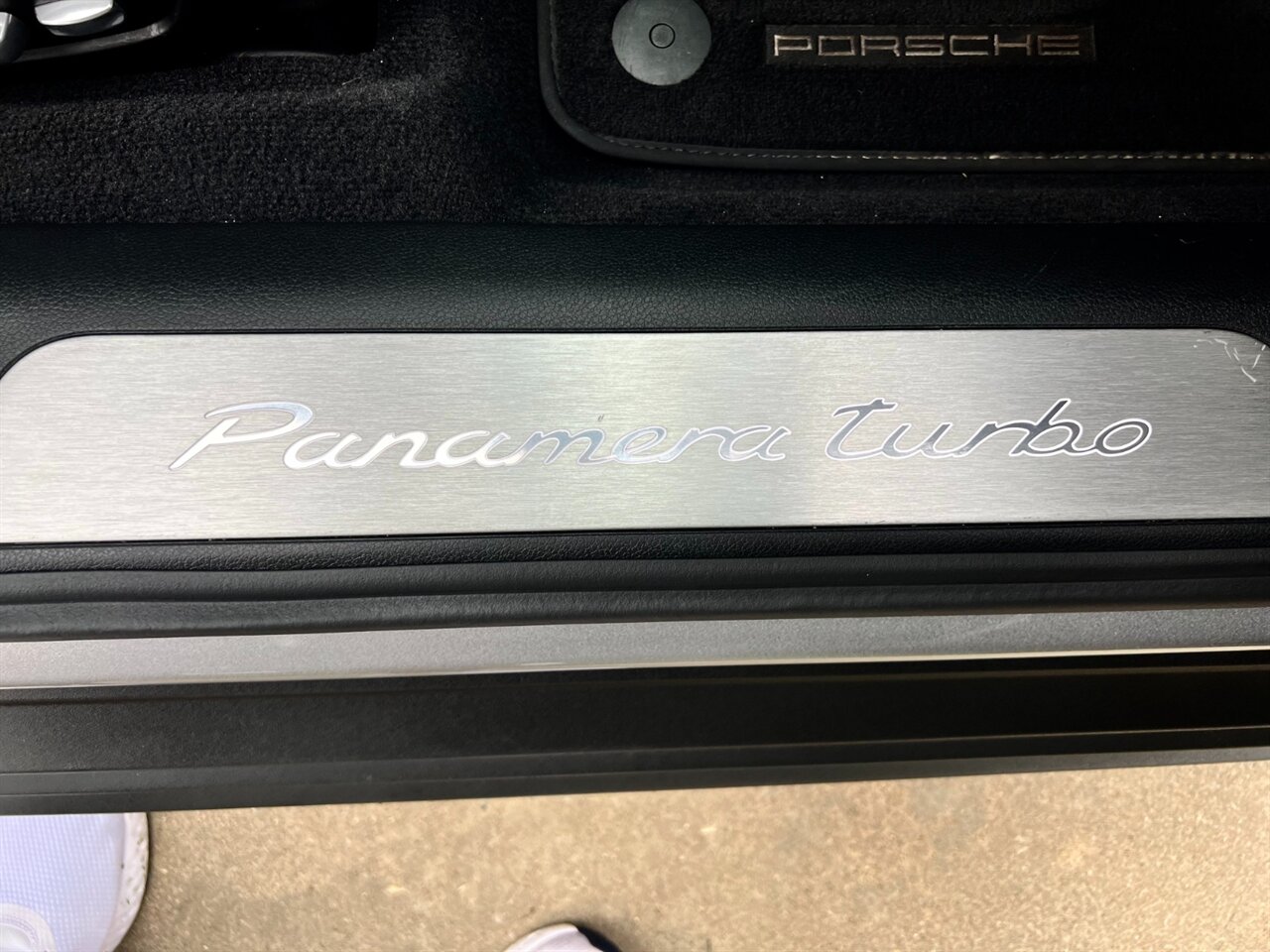 2018 Porsche Panamera Turbo   - Photo 29 - Springfield, MO 65802