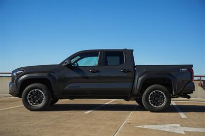 2024 Toyota Tacoma TRD Off-Road   - Photo 10 - Springfield, MO 65802