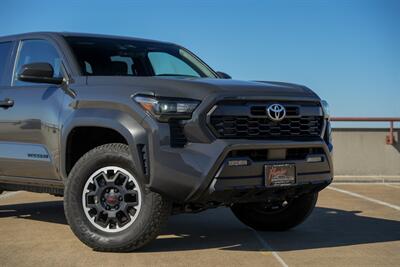 2024 Toyota Tacoma TRD Off-Road   - Photo 5 - Springfield, MO 65802