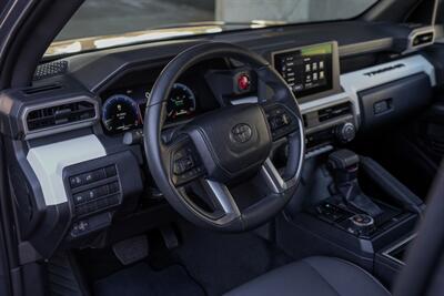 2024 Toyota Tacoma TRD Off-Road   - Photo 18 - Springfield, MO 65802