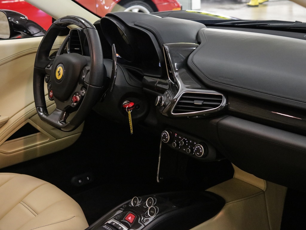 2014 Ferrari 458 Italia   - Photo 36 - Springfield, MO 65802