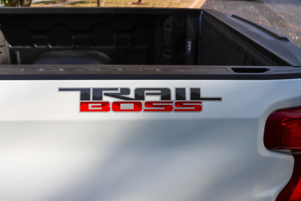 2021 Chevrolet Silverado 1500 LT Trail Boss   - Photo 27 - Springfield, MO 65802