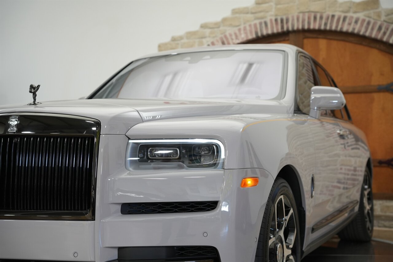 2022 Rolls-Royce Black Badge Cullinan   - Photo 9 - Springfield, MO 65802