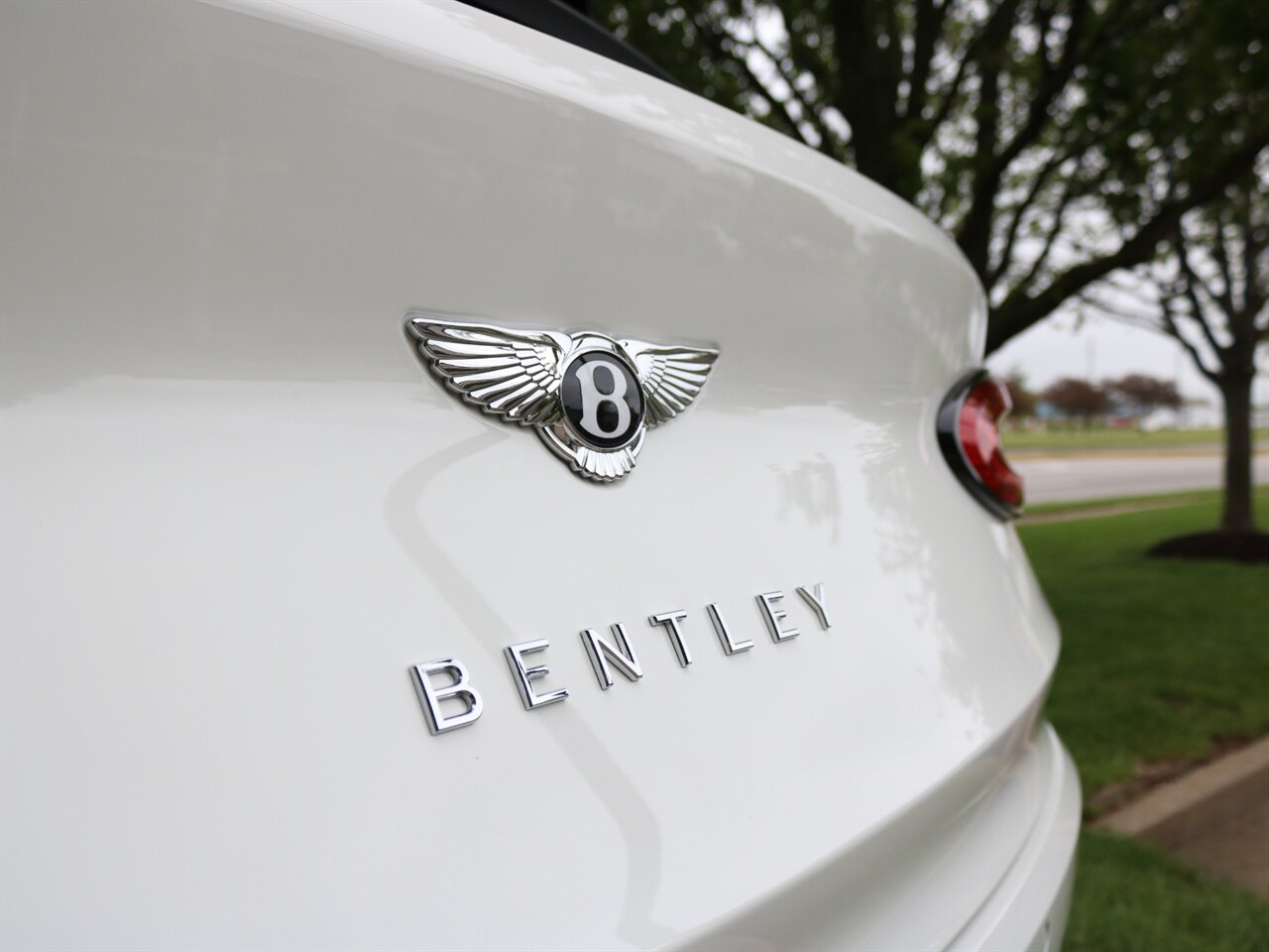 2021 Bentley Bentayga Speed   - Photo 35 - Springfield, MO 65802