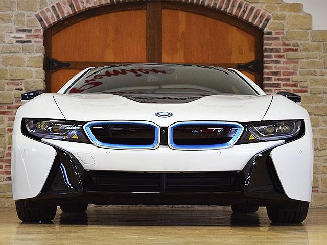 2016 BMW i8   - Photo 5 - Springfield, MO 65802