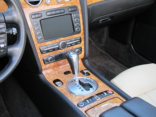 2007 Bentley Continental GTC   - Photo 17 - Springfield, MO 65802