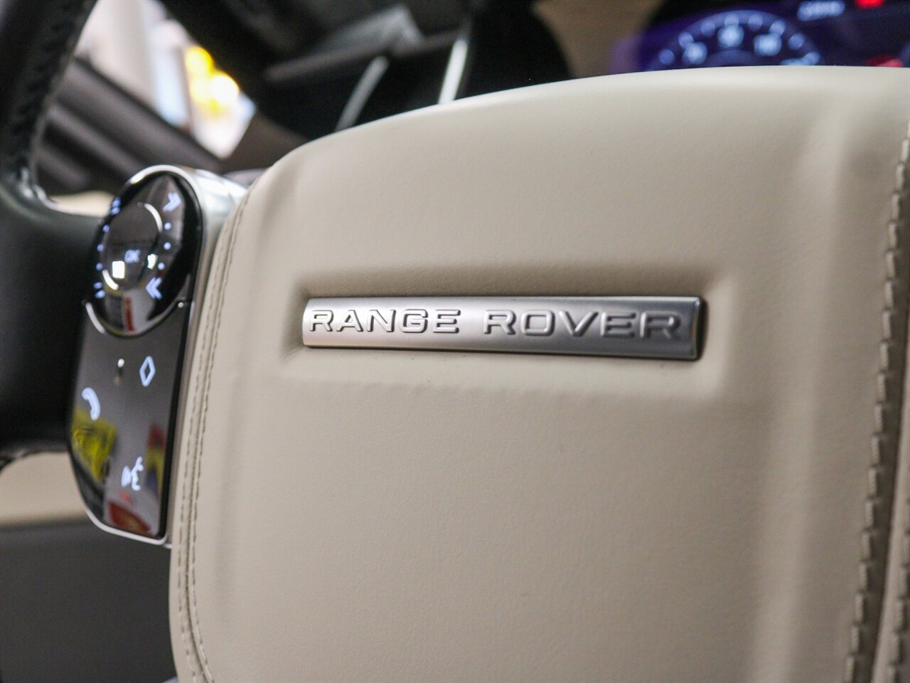 2019 Land Rover Range Rover Supercharged   - Photo 23 - Springfield, MO 65802