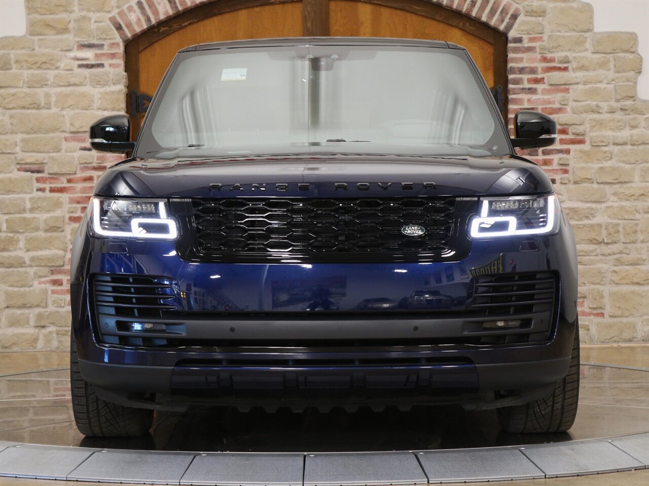 2019 Land Rover Range Rover Supercharged   - Photo 6 - Springfield, MO 65802