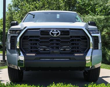 2022 Toyota Tundra SR5   - Photo 6 - Springfield, MO 65802