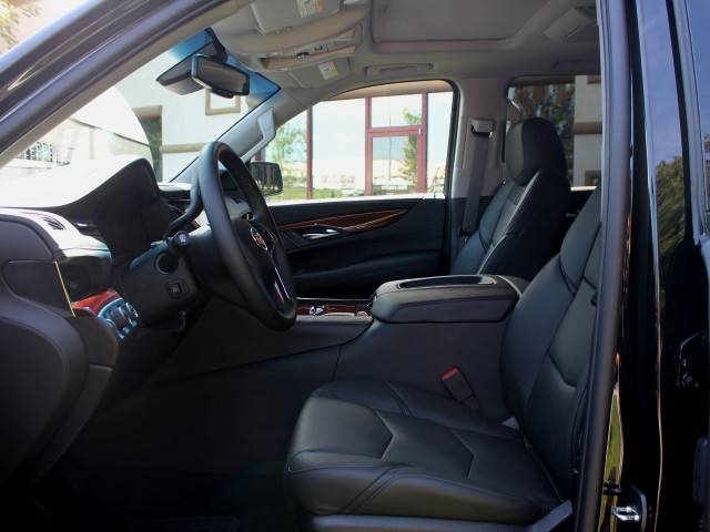 2015 Cadillac Escalade Premium   - Photo 13 - Springfield, MO 65802