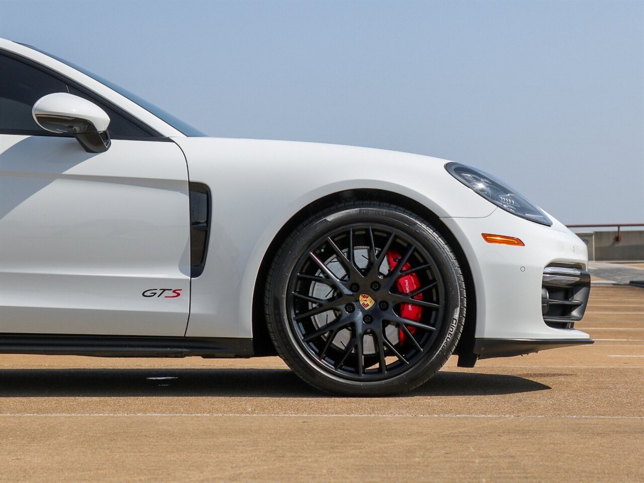 2020 Porsche Panamera GTS   - Photo 60 - Springfield, MO 65802