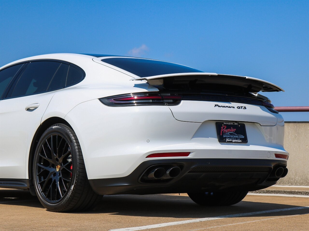 2020 Porsche Panamera GTS   - Photo 49 - Springfield, MO 65802