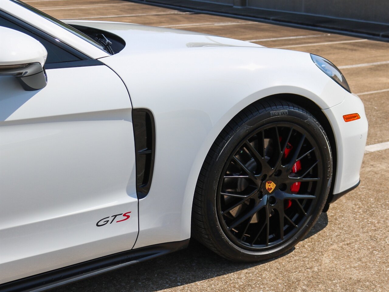 2020 Porsche Panamera GTS   - Photo 57 - Springfield, MO 65802