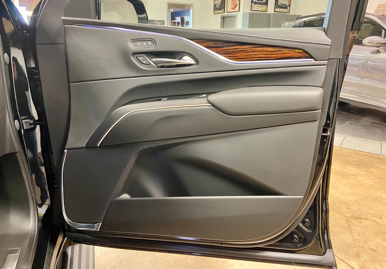 2021 Cadillac Escalade Premium Luxury   - Photo 26 - Springfield, MO 65802