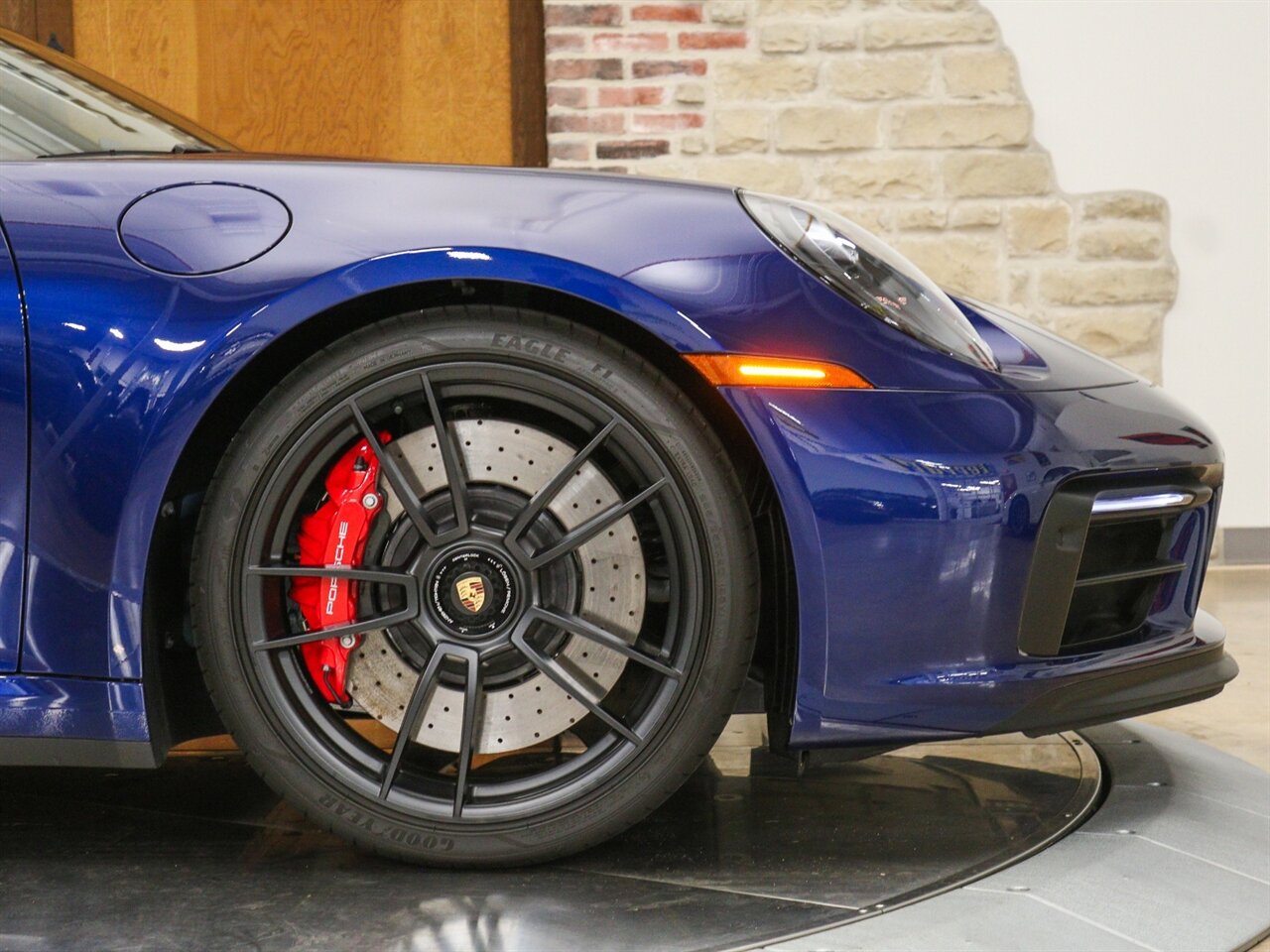 2023 Porsche 911 GTS   - Photo 5 - Springfield, MO 65802