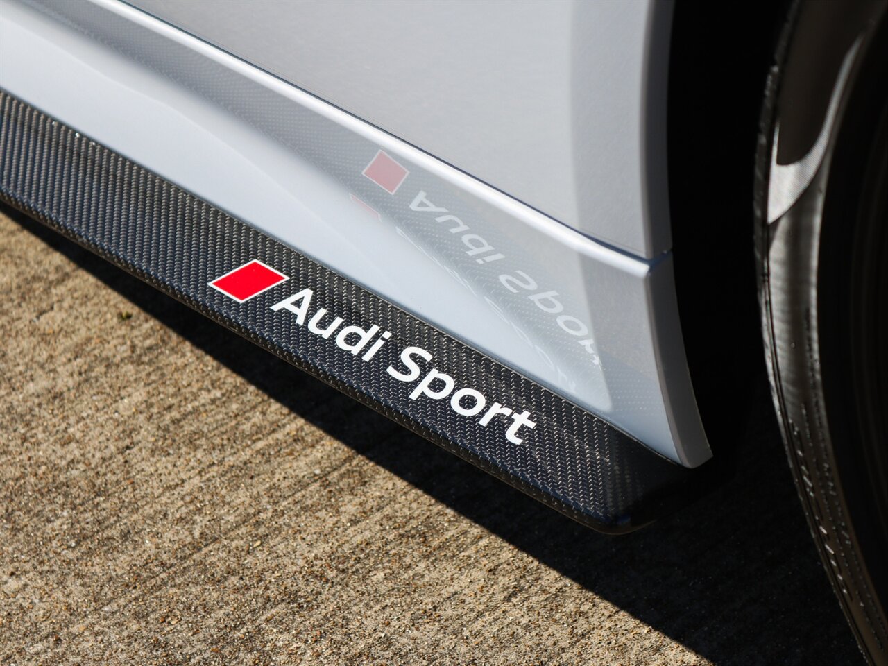 2018 Audi R8 5.2 quattro V10 Plus  Performance Edition, 1 of 10 for USA - Photo 81 - Springfield, MO 65802