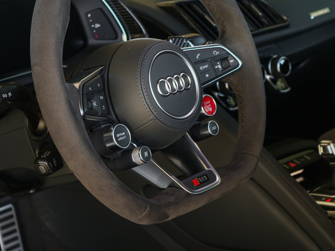 2018 Audi R8 5.2 quattro V10 Plus  Performance Edition, 1 of 10 for USA - Photo 37 - Springfield, MO 65802