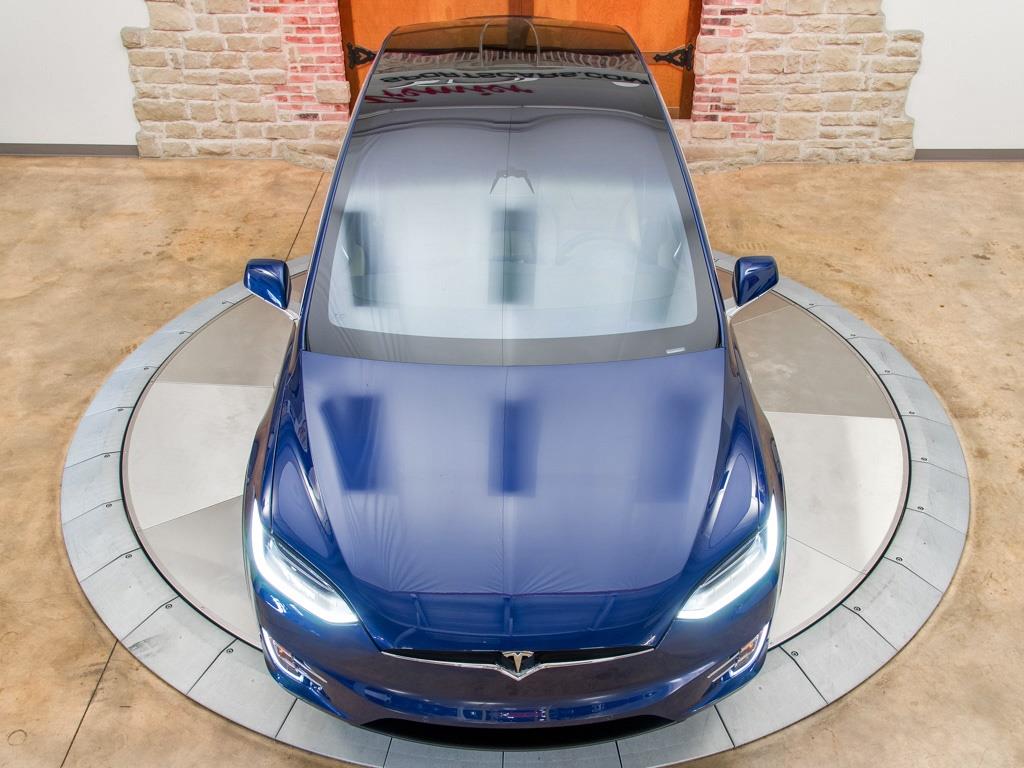 2016 Tesla Model X 90D   - Photo 26 - Springfield, MO 65802