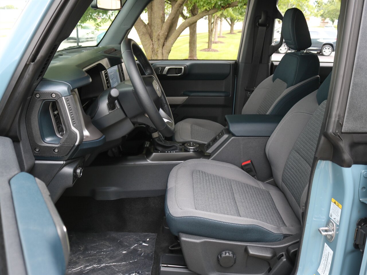 2023 Ford Bronco Outer Banks Advanced  - Sasquatch Package - Photo 41 - Springfield, MO 65802