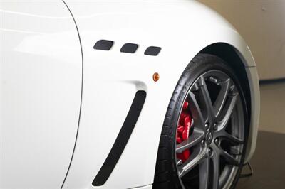 2012 Maserati GranTurismo MC  MC SPORT~Carbonfiber Interior! - Photo 19 - San Diego, CA 92126