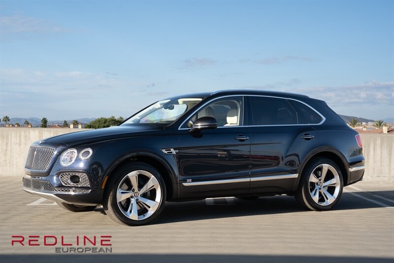 2020 Bentley Bentayga V8  MULLINER SPEC~TOURING SPEC - Photo 1 - San Diego, CA 92126