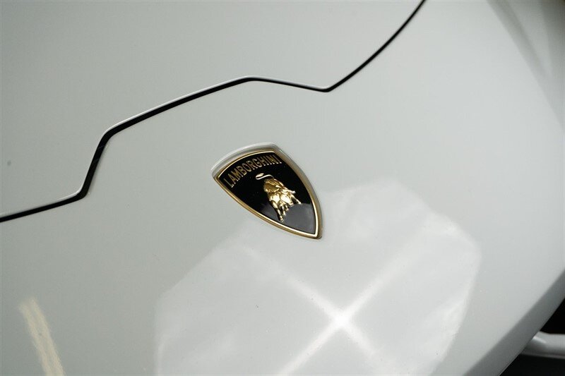 2015 Lamborghini Huracan LP 610-4 photo