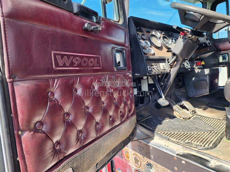 1998 Kenworth W900 Flat top - Photo 8 - Goodland, KS 67735