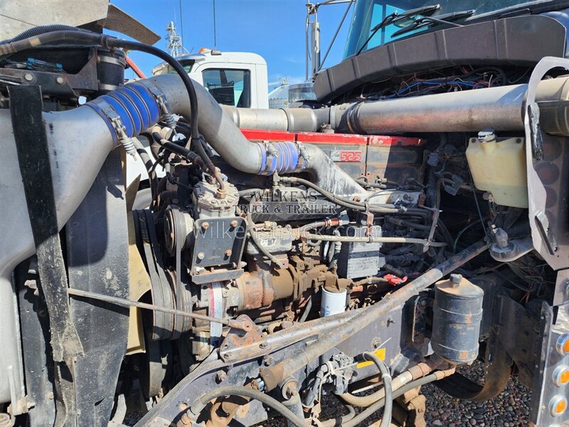 1998 Kenworth W900 Flat top - Photo 15 - Goodland, KS 67735