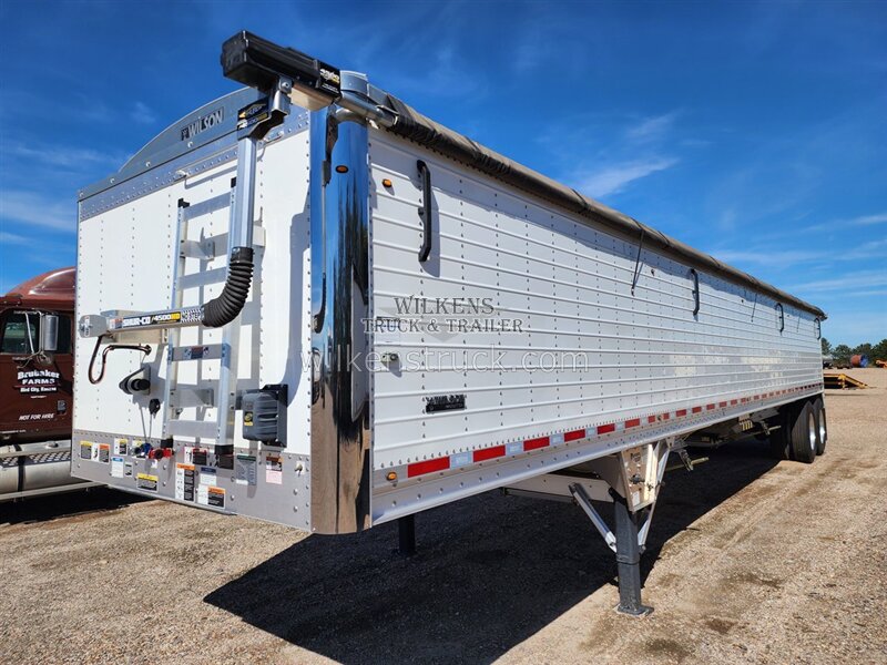 2026 Wilson Hopper 43x67 ag hopper   - Photo 1 - Goodland, KS 67735