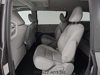 2016 Toyota Sienna XLE 7-Passenger   - Photo 13 - Jupiter, FL 33469
