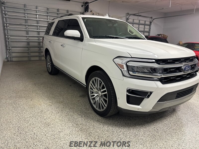 2022 Ford Expedition Limited photo