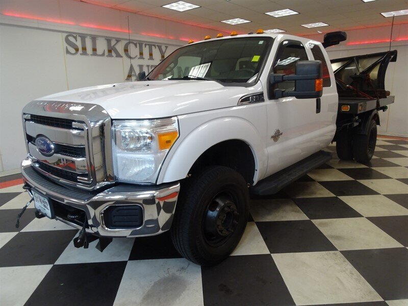 2015 Ford F-350 SD XLT 4X4  FlatBed Extended C photo