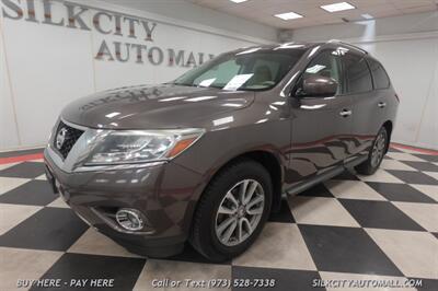 2015 Nissan Pathfinder SV 4WD Remote Start Camera ONE OWNER No Accident!   - Photo 1 - Paterson, NJ 07503