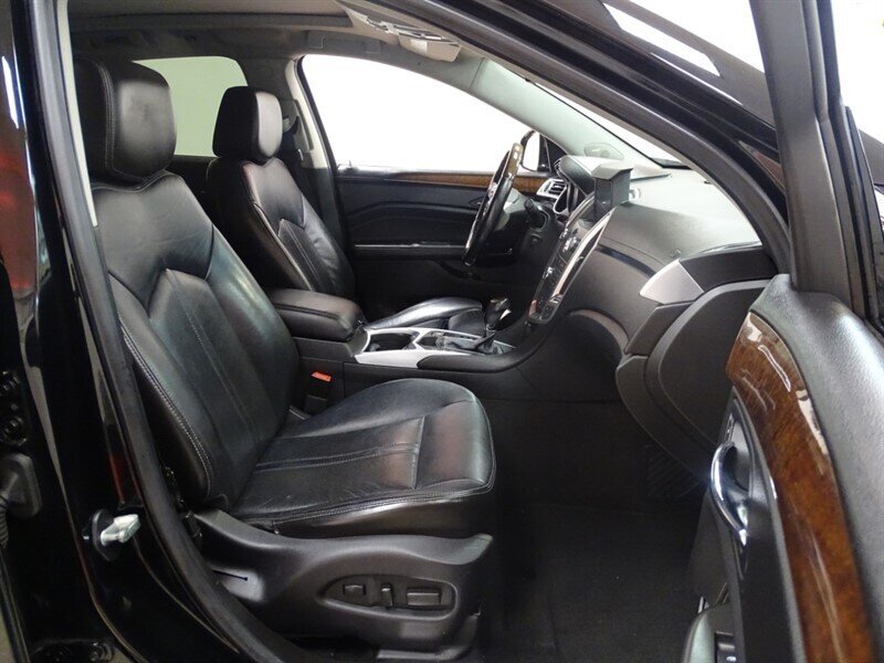 2012 Cadillac SRX Luxury Collection photo