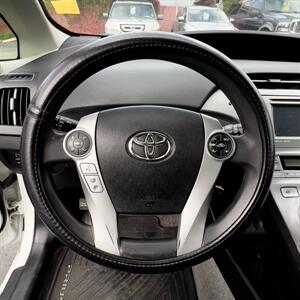 2014 Toyota Prius One   - Photo 11 - San Jose, CA 95110